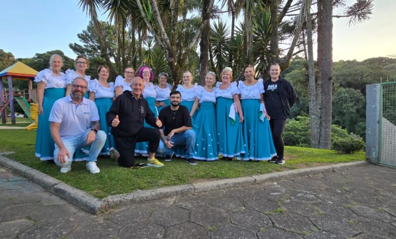 Timbó garante bronze no dominó feminino e celebra destaque no JASTI