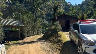 Homem é morto a tiros após desentendimento com vizinho em Rio dos Cedros