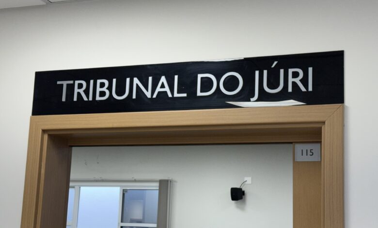 Homem é baleado no rosto após discussão em bar de Rio dos Cedros; autor vai a júri em Timbó