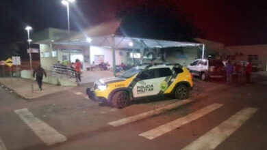 Mulher é resgatada de cárcere privado após denúncia em UPA no Paraná; companheiro é preso