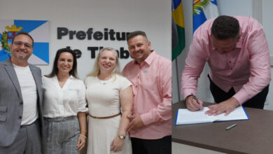 Cerimônia marca a transmissão de cargo da Prefeitura de Timbó, de Flávio Buzzi para Rangel Bonatti