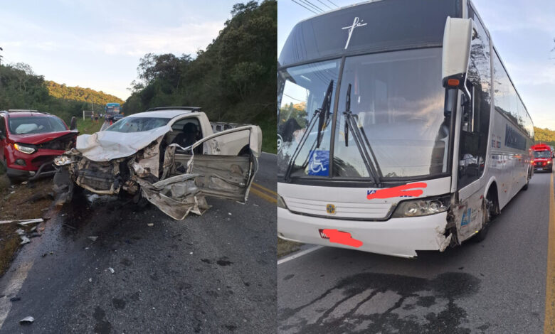 Colisão entre 2 carros e ônibus deixa feridos e mulher presa em veículo em Brusque
