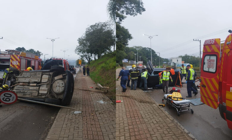 Carro capota em desnível na Estrada Blumenau, em Rio do Sul; duas pessoas ficam feridas