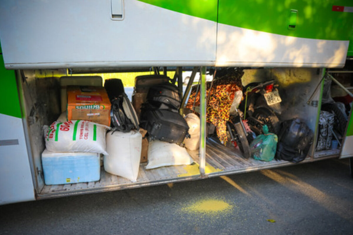 Operação em Blumenau flagra menor sozinha em ônibus e passageiro com mandado de prisão