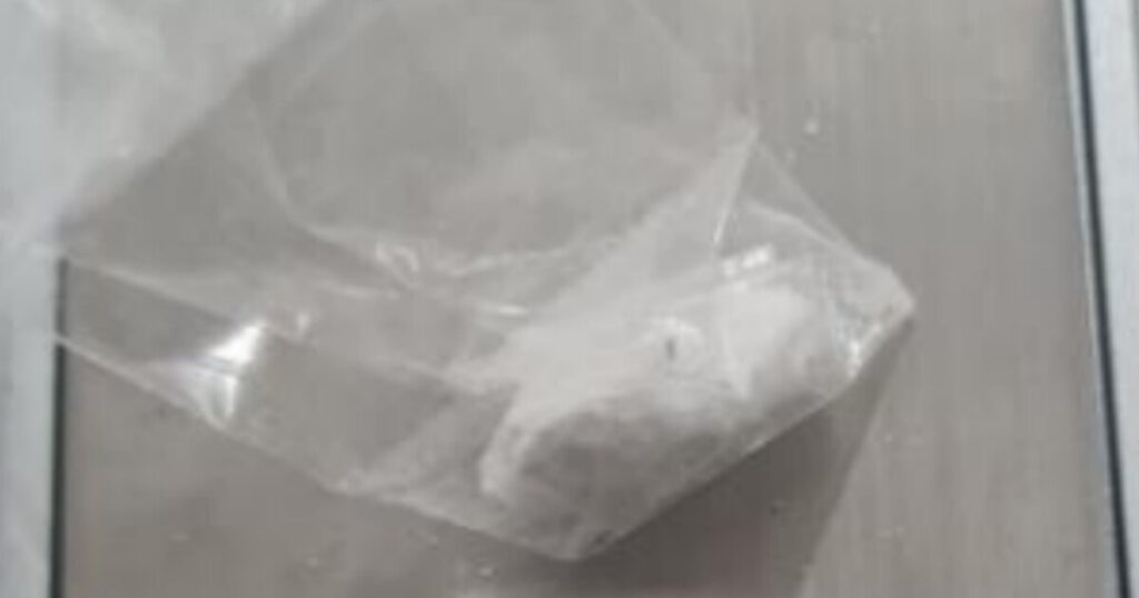 Homem com mandado de prisão é detido com droga em Rio dos Cedros