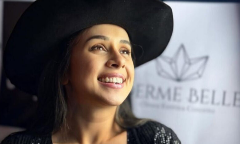 Em Blumenau, cantora sofre tentativa de homicídio na frente de casa