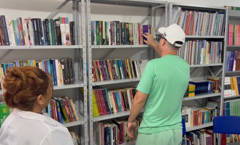 Presos em SC reduzem penas por meio da leitura e da educação nas prisões