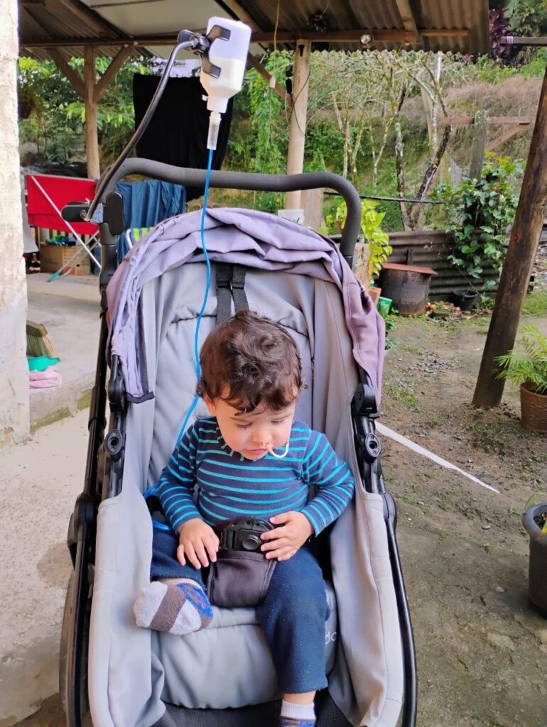 Bebê de um ano enfrenta doença rara e família organiza pedágio solidário em Timbó