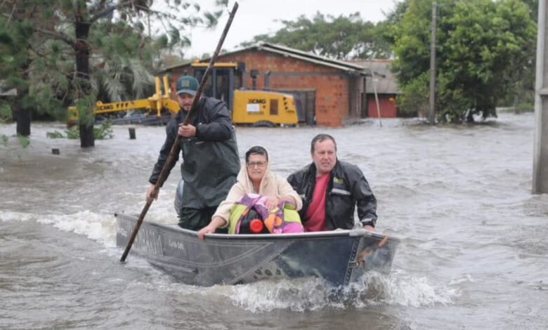 Ciclone extratropical causa alagamento e desaloja mais de 150 famílias no litoral Gaúcho