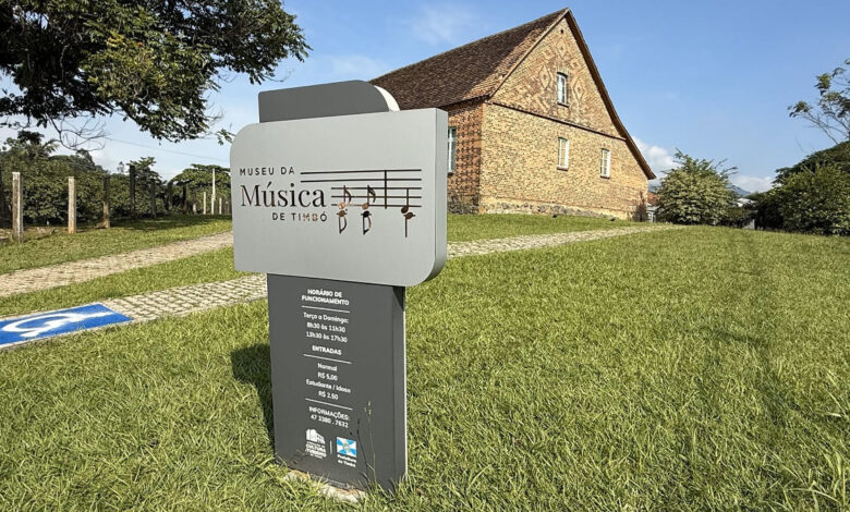 Museu da Música de Timbó recebe edição especial do Concerto Noturno com Leo Maier