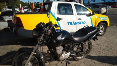 Motocicleta furtada em Itajaí é recuperada em Pomerode e condutor é preso