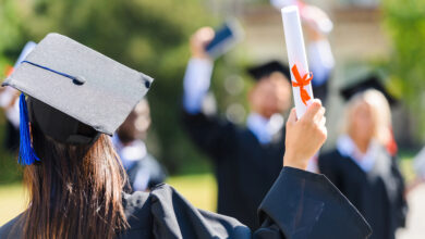 Mais de 800 bolsistas milionários estão no programa estadual Universidade Gratuita