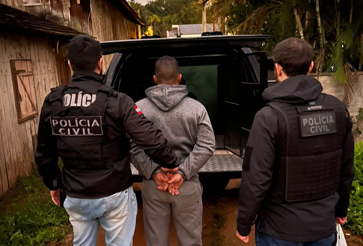 Ação contra facção criminosa no Médio Vale termina com 12 presos