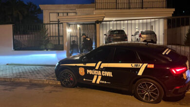 Operação da Polícia Civil combate venda clandestina de anabolizantes em SC e SP