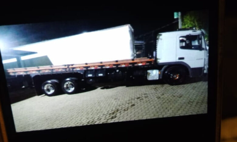 Caminhão é furtado no bairro Badenfurt, em Blumenau; polícia investiga o caso