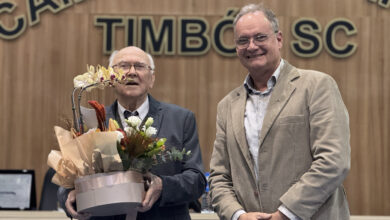 Reconhecimento à dedicação: Hans Hermann Ziel recebe título de cidadão honorário de Timbó