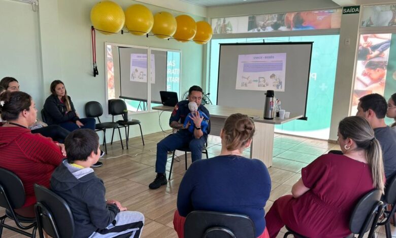 Professor salva aluno engasgado com bala e destaca urgência de primeiros socorros nas escolas