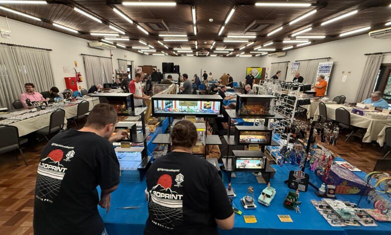 Encontro de Colecionadores reúne relíquias, curiosidades e histórias em Timbó