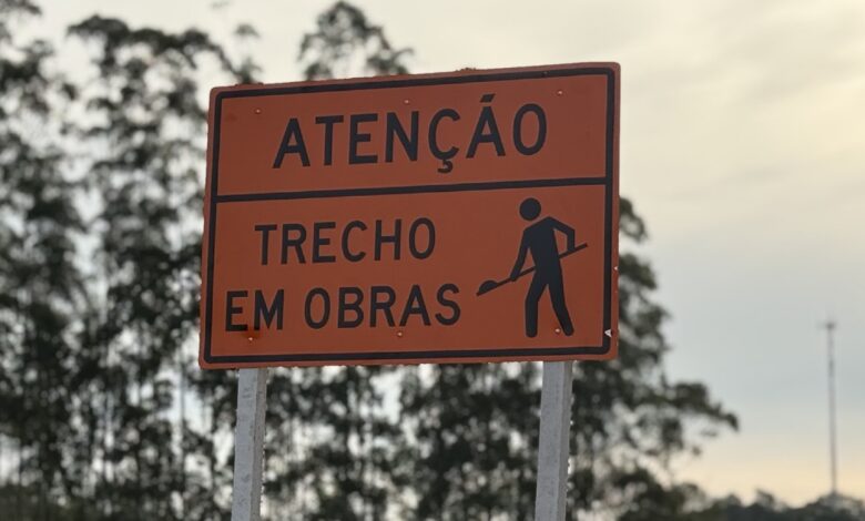 Obras de duplicação interditam a BR-470 nesta quarta-feira (4) em Blumenau
