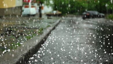 Frente fria avança e pode provocar raios e granizo em SC
