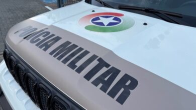 Homem é preso em flagrante por furtar bebidas alcoólicas em mercado de Blumenau