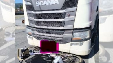 Idosa sofre traumatismo craniano em colisão entre bicicleta e caminhão em Pomerode; Arcanjo 03 faz resgate aéreo