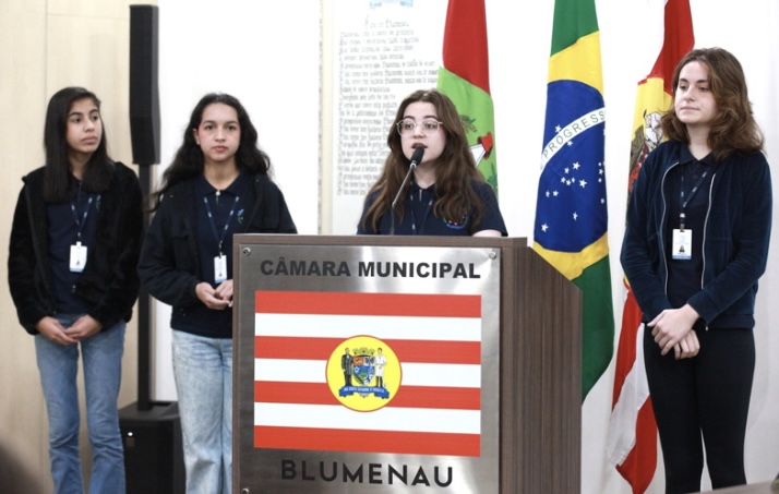 Chapa 1 é eleita para comandar a Câmara Mirim de Blumenau no segundo semestre de 2025