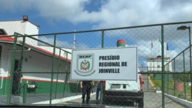 Justiça autoriza soltura de 89 presos para conter superlotação em penitenciária de SC