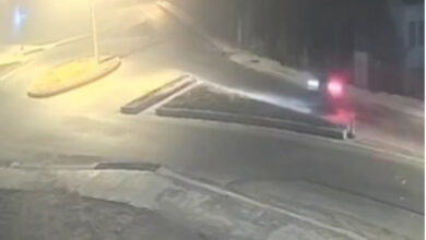 Motociclista morre após colisão em rotatória durante a madrugada em Pomerode
