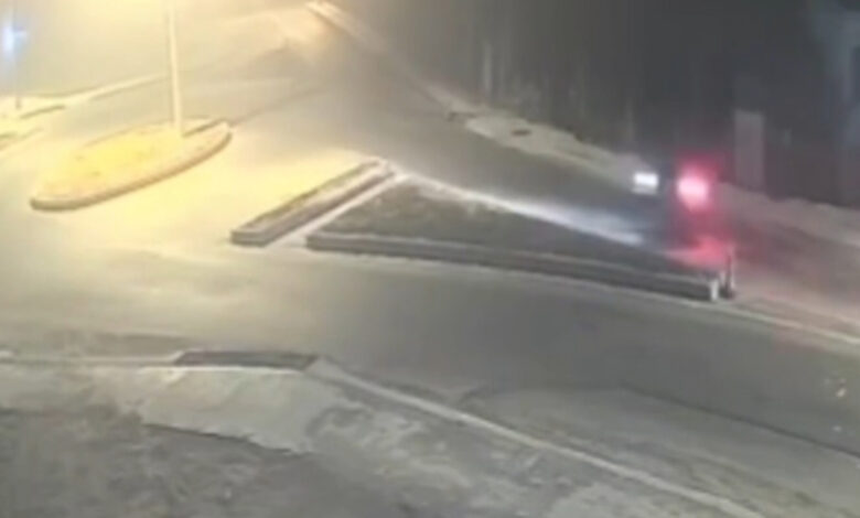 Motociclista morre após colisão em rotatória durante a madrugada em Pomerode