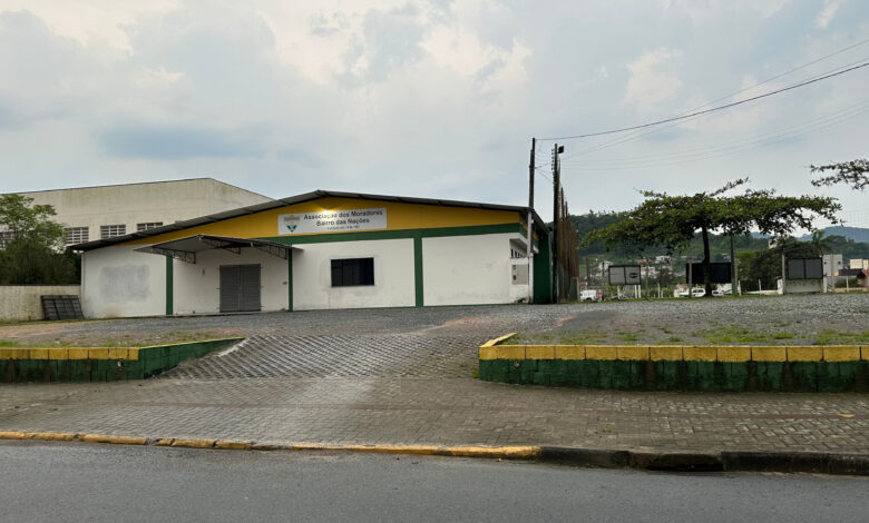 Timbó destina R$ 1,4 milhão a clubes e associações por meio de emendas parlamentares