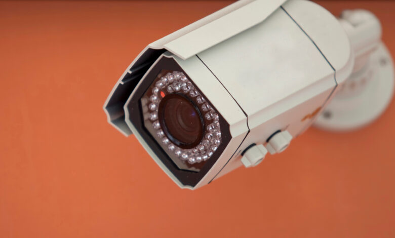 Justiça de SC declara inconstitucional instalação de câmeras dentro de salas de aula e de professores