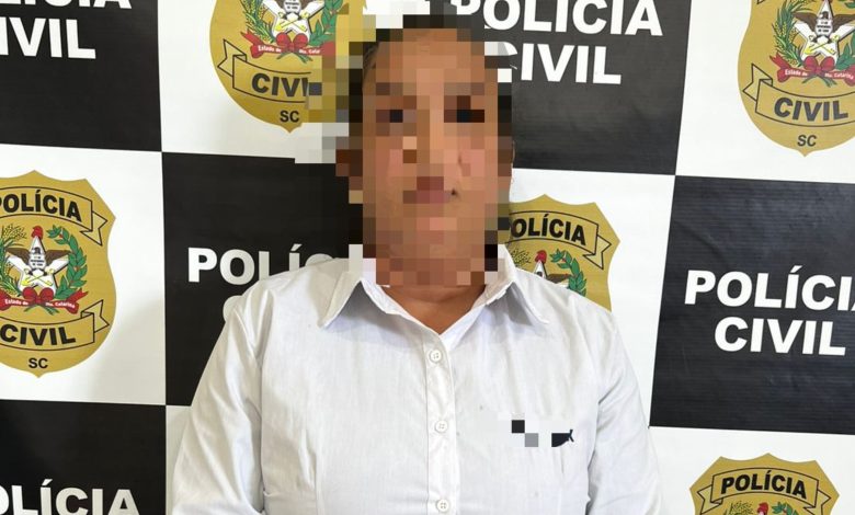 Foragida do Ceará é presa em Blumenau por envolvimento com facção criminosa