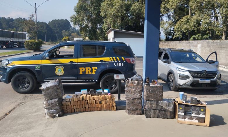 Casal é preso com mais de 230 kg de drogas e produtos contrabandeados na BR-470, em Rio do Sul