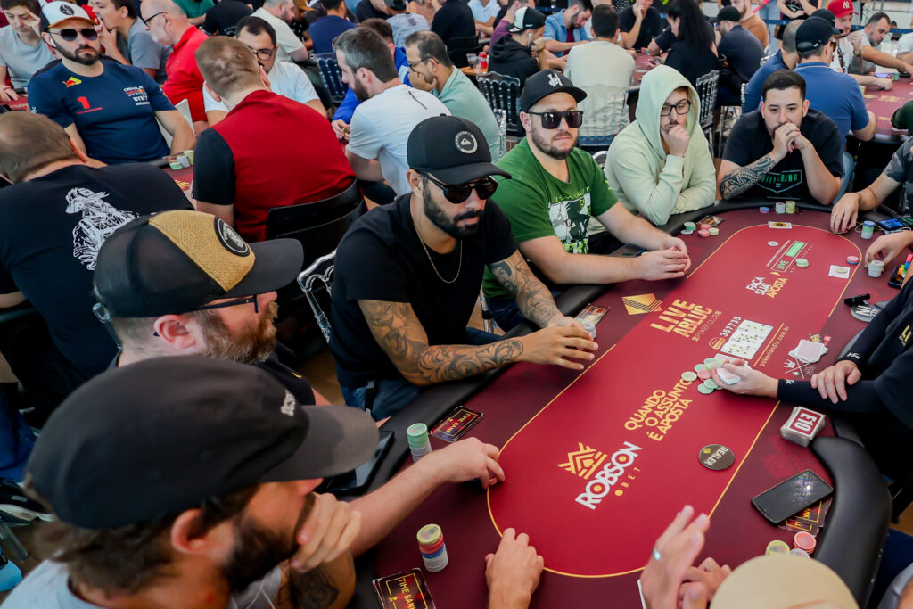 Fim de semana no Norte Shopping terá feira de vinil, poker com prêmios e adoção de pets