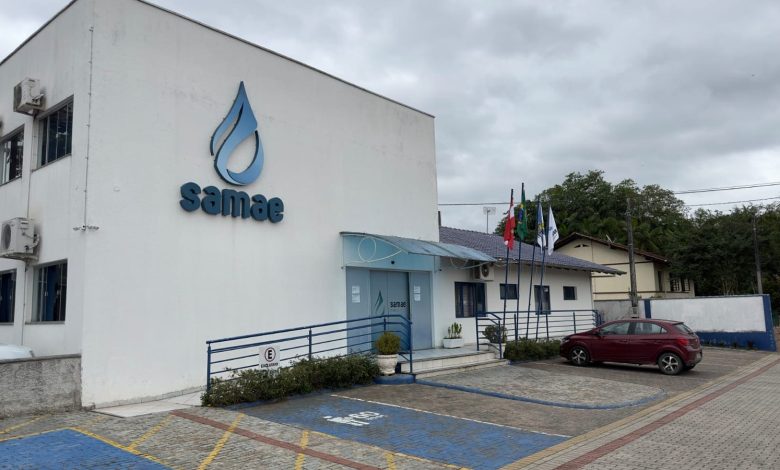 Samae intensifica limpeza das redes de água em Timbó: bairros podem ter abastecimento afetado