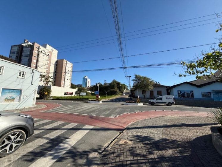 Mudanças no trânsito reforçam proteção a pedestres e ciclistas em Timbó