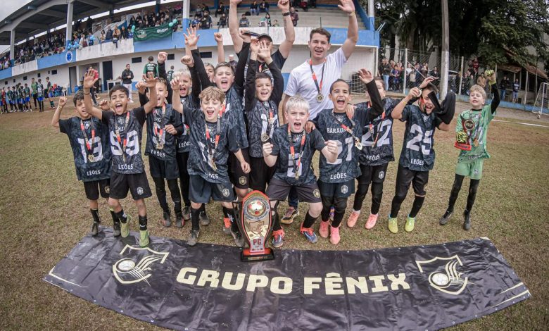 Timbó é bicampeão infantil da PG Cup e campeão invicto da Supercopa América de futsal Sub-10; agora mira o tri no Indaialense