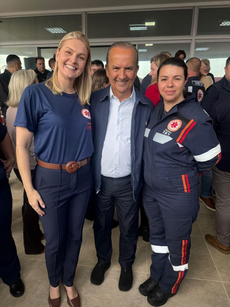 Indaial recebe novos uniformes para o SAMU