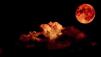 Prepare-se para a Lua de Sangue de 2025: o céu vai se tingir de vermelho em um espetáculo raro