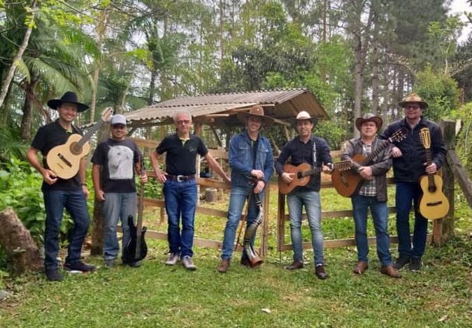 Vaqueiros do Vale se apresentam no Museu da Música; show marca homenagem aos pais