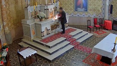 Explosivo é deixado no altar de igreja centenária em SC; suspeito foi identificado