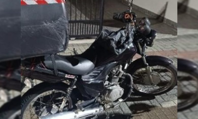 Motorista bêbado atropela motociclista e foge sem prestar socorro em Indaial