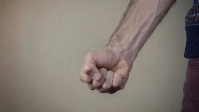 Mulher denuncia companheiro por agressões e ameaças em Brusque