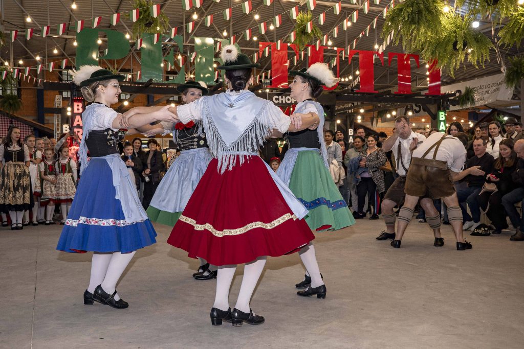 Festa Per Tutti 2025 celebra 150 anos da imigração italiana com recorde de público em Ascurra
