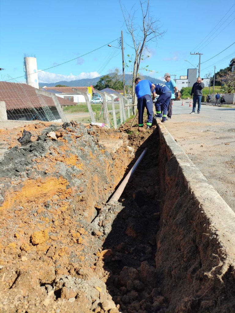 Samae amplia rede de água para melhorar abastecimento no Bairro Vila Germer