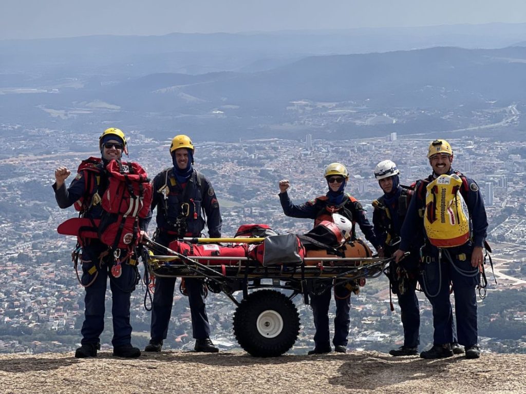 Bombeiros de SC se tornam bicampeões internacionais em salvamento em altura