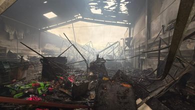 Vídeo: centro de distribuição em Indaial após incêndio de grandes proporções; fogo está sob controle