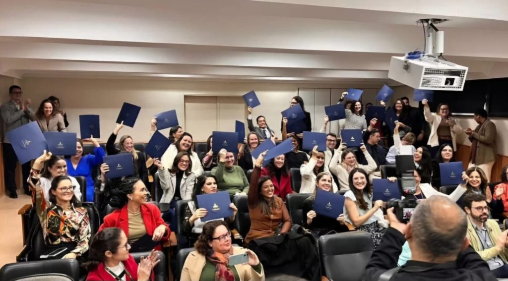 Hospital Oase participa de curso internacional sobre prevenção de infecções