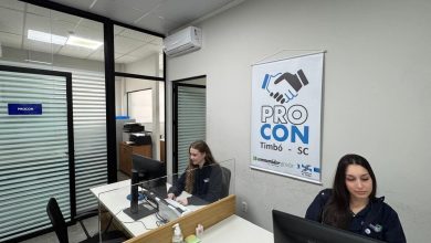 Bairros de Timbó recebem atendimento itinerante do Procon